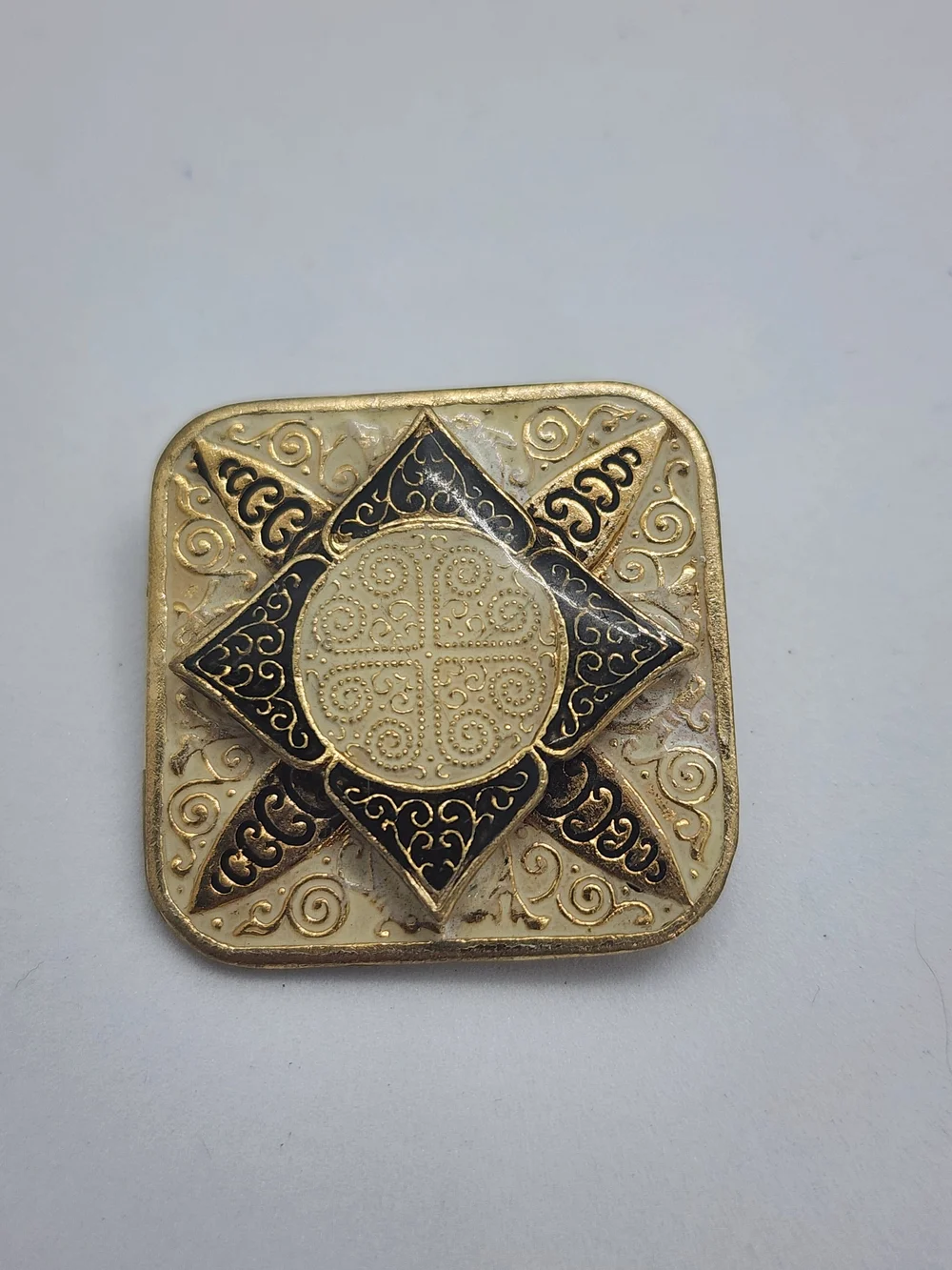 ✨️ 5 For 25 ✨️Vintage Mid-Century Geometric Enamel Brooch Gold-Tone